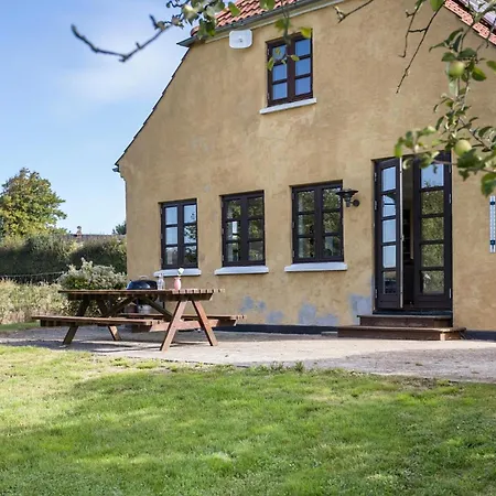 Gorgeous In With Wifi