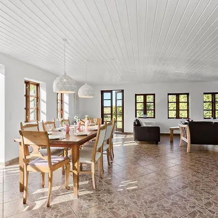 Gorgeous In With Wifi Feriehus